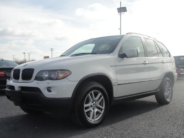 Picture of a 2005 BMW X5