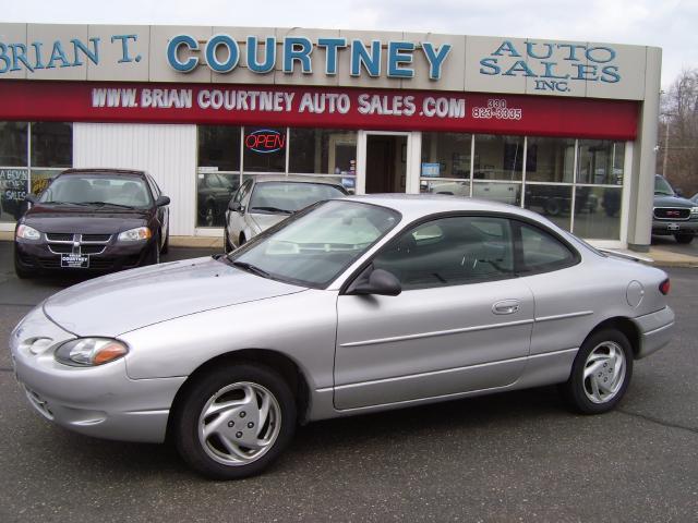 Picture of a 2002 Ford Escort