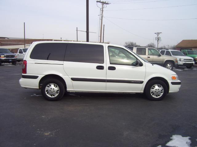 Picture of a 2004 Chevrolet Venture