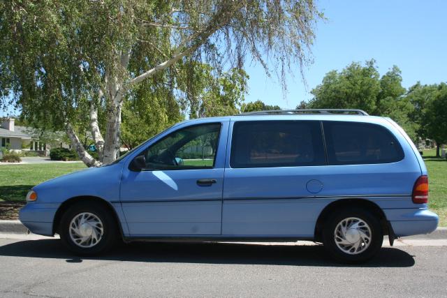 Picture of a 1996 Ford Windstar