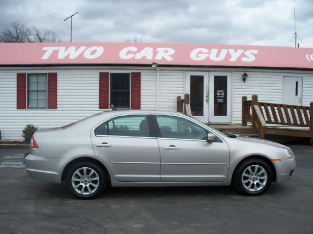 Picture of a 2008 Mercury Milan