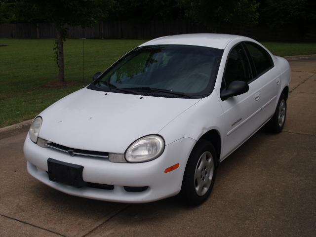Picture of a 2000 Dodge Neon