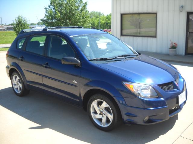 Picture of a 2003 Pontiac Vibe