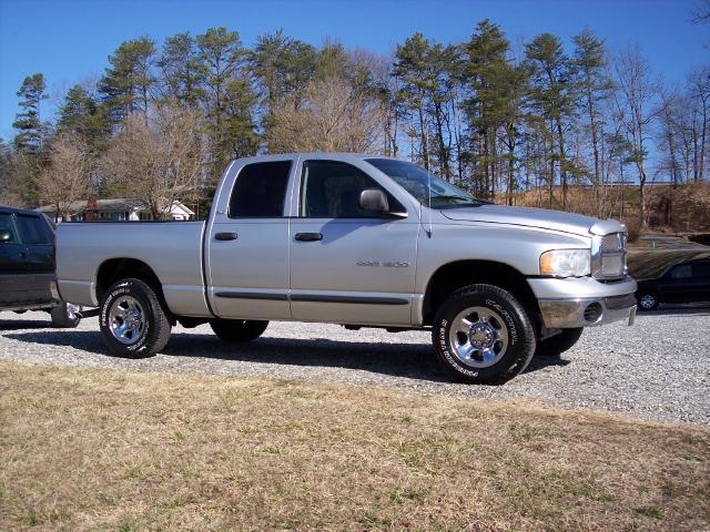 Picture of a 2002 Dodge Ram Pickup 1500