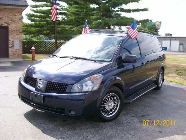 Picture of a 2005 Nissan Quest