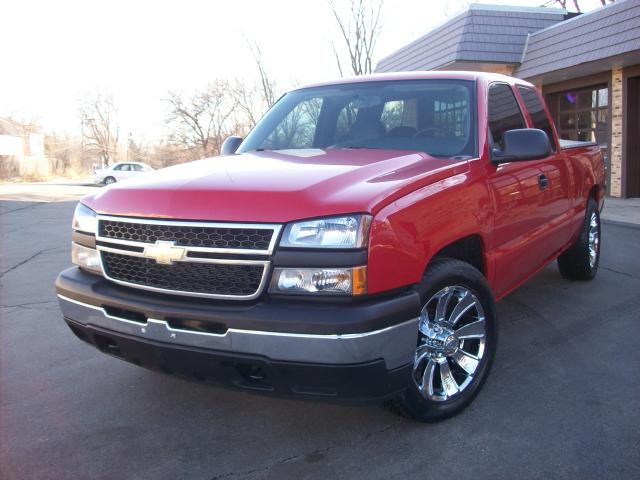 Picture of a 2007 Chevrolet Silverado 1500 Classic
