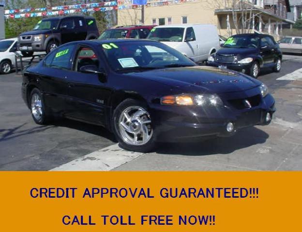 Picture of a 2001 Pontiac Bonneville