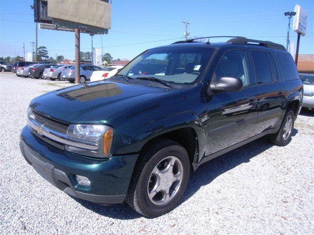 Picture of a 2005 Chevrolet TrailBlazer EXT