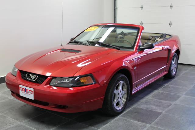 Picture of a 2002 Ford Mustang