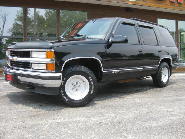 Picture of a 1996 Chevrolet Tahoe