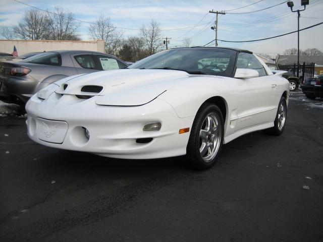Picture of a 2002 Pontiac Firebird