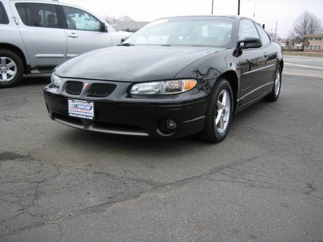 Picture of a 2002 Pontiac Grand Prix