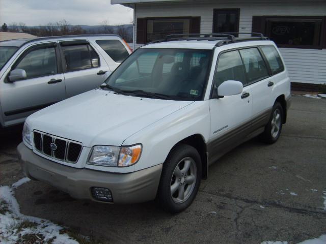 Picture of a 2001 Subaru Forester