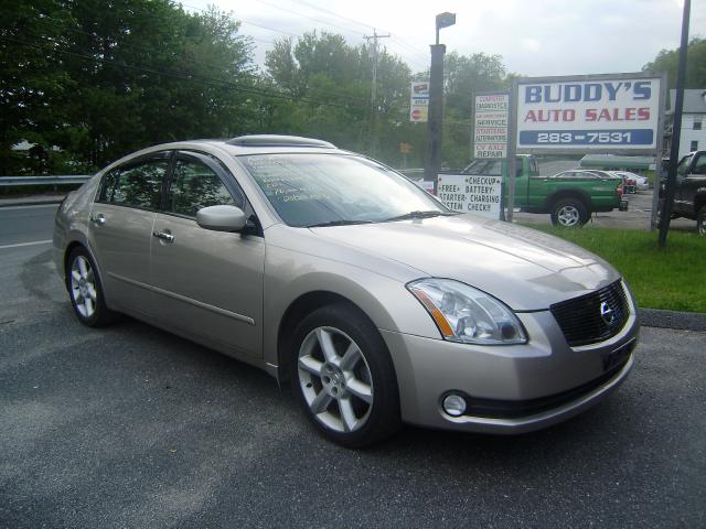 Picture of a 2005 Nissan Maxima