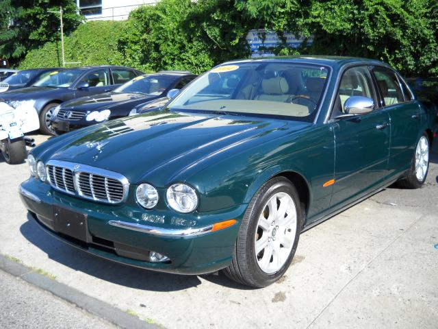 2004 Jaguar XJ-Series Vanden Plas