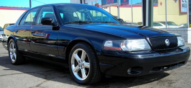 Picture of a 2003 Mercury Marauder