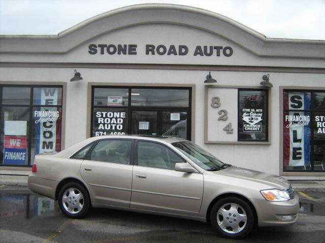 Picture of a 2004 Toyota Avalon