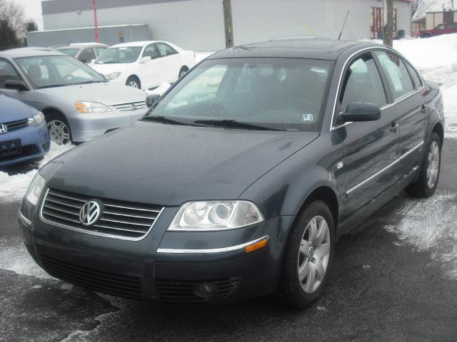 Picture of a 2002 Volkswagen Passat