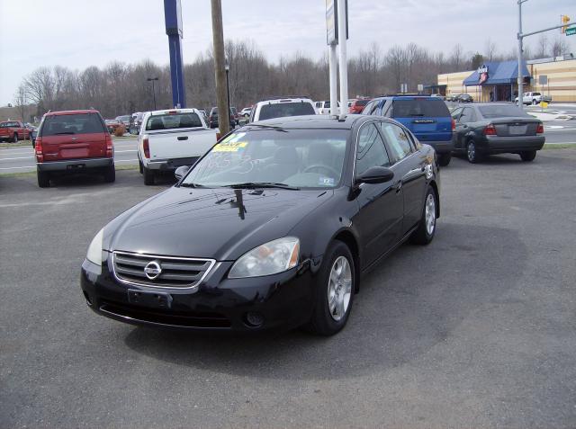 Nissan Altima 2002 Black. 2002 Nissan Altima