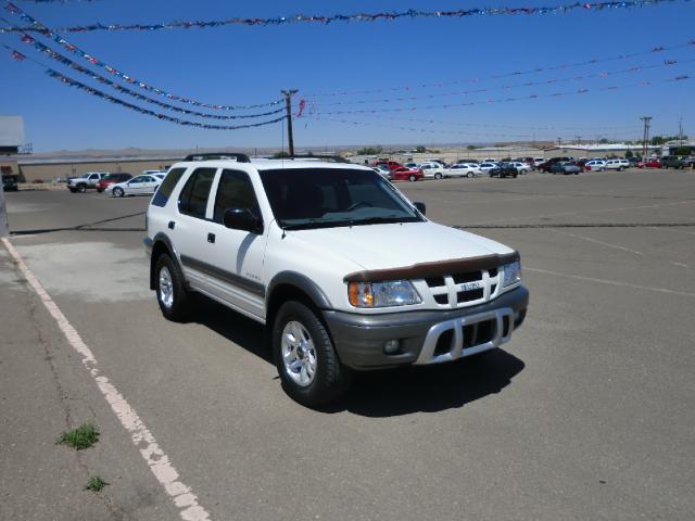 Picture of a 2004 Isuzu Rodeo
