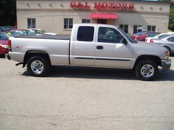 Picture of a 2004 GMC Sierra 1500