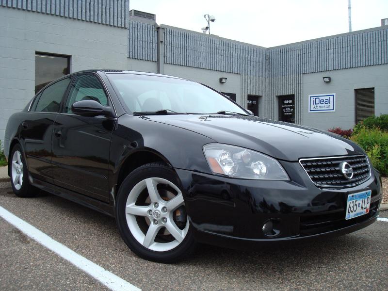 Picture of a 2006 Nissan Altima