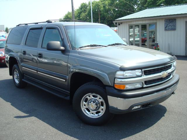 Image 1 of 2001 Chevrolet Suburban…