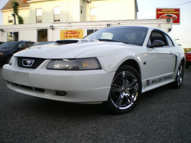 Picture of a 2002 Ford Mustang