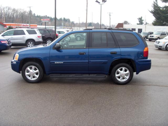 Picture of a 2005 GMC Envoy
