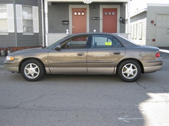 Picture of a 2003 Buick Regal