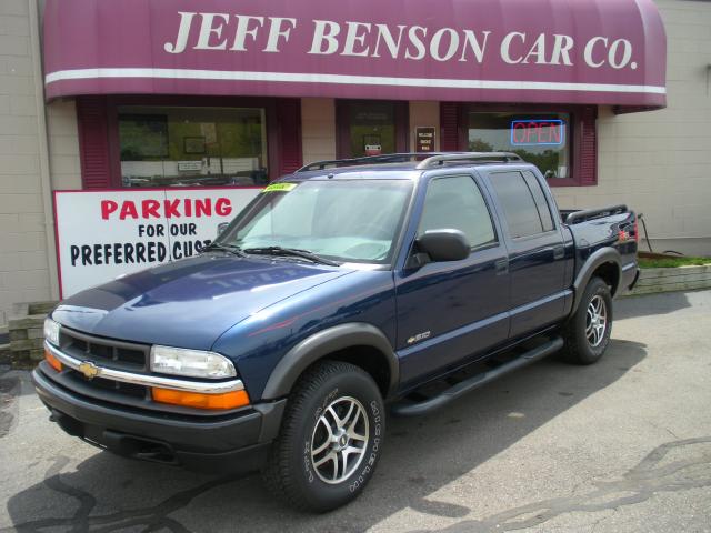 2004 Chevrolet S-10 Crew Cab 4WD LS