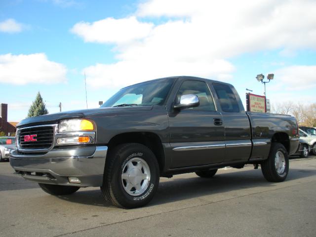 2000 GMC Sierra 1500 SLT Ext. Cab Short Bed 4WD