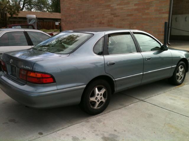 Picture of a 1999 Toyota Avalon