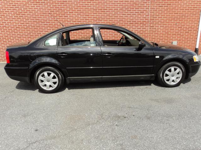 Picture of a 2001 Volkswagen Passat