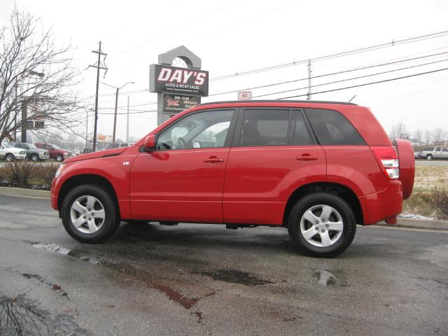 Picture of a 2006 Suzuki Grand Vitara