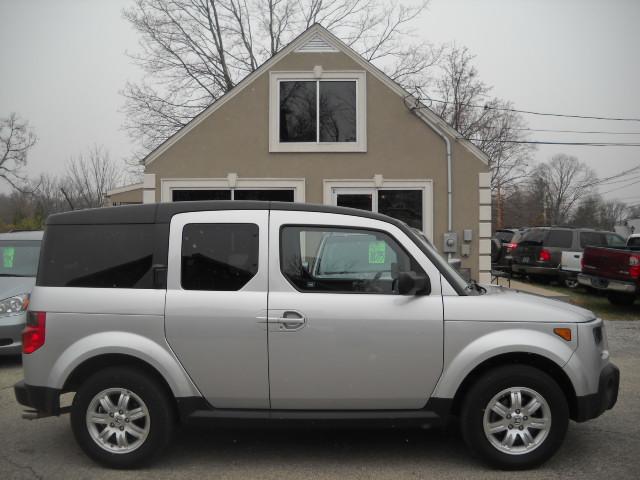 Picture of a 2008 Honda Element