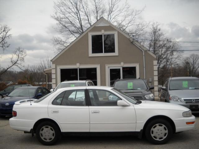 Picture of a 1994 Toyota Camry