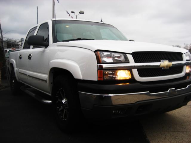 Picture of a 2004 Chevrolet Silverado 1500