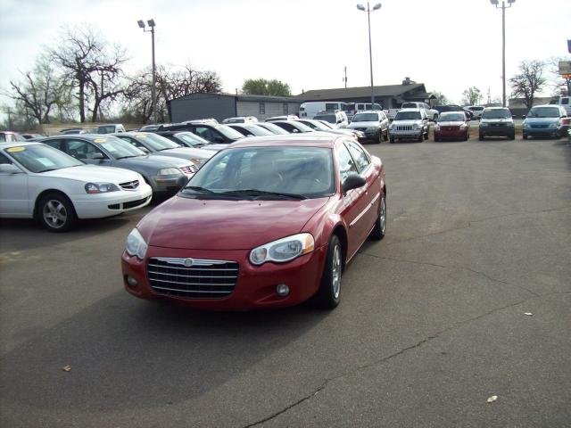 Picture of a 2004 Chrysler Sebring