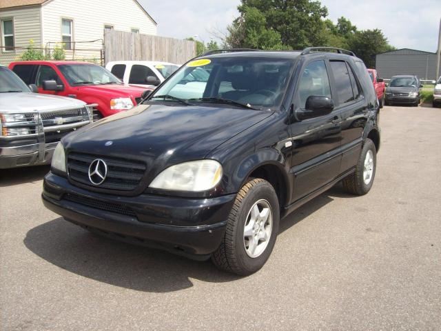 Picture of a 2001 Mercedes-Benz M-Class