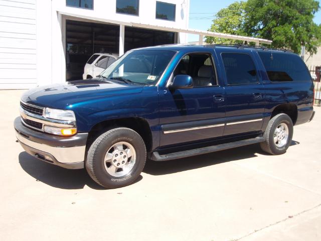 Picture of a 2001 Chevrolet Suburban