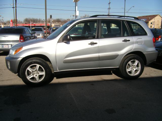 Picture of a 2002 Toyota RAV4
