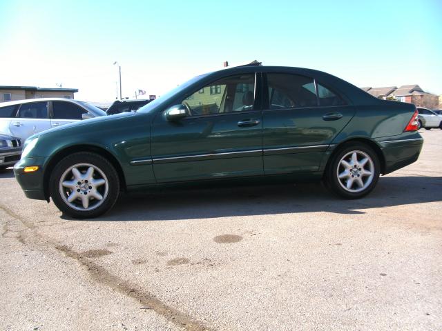 2001 Mercedes-Benz C-Class C240