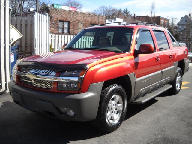 2002 Chevrolet Avalanche 1500 5dr Crew Cab 130" WB 4WD