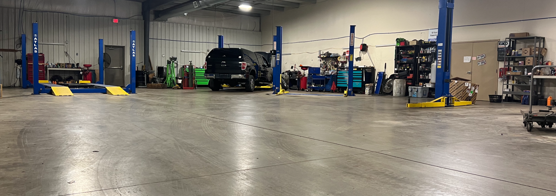 SERVICE - DETAIL- COLLISION CENTER