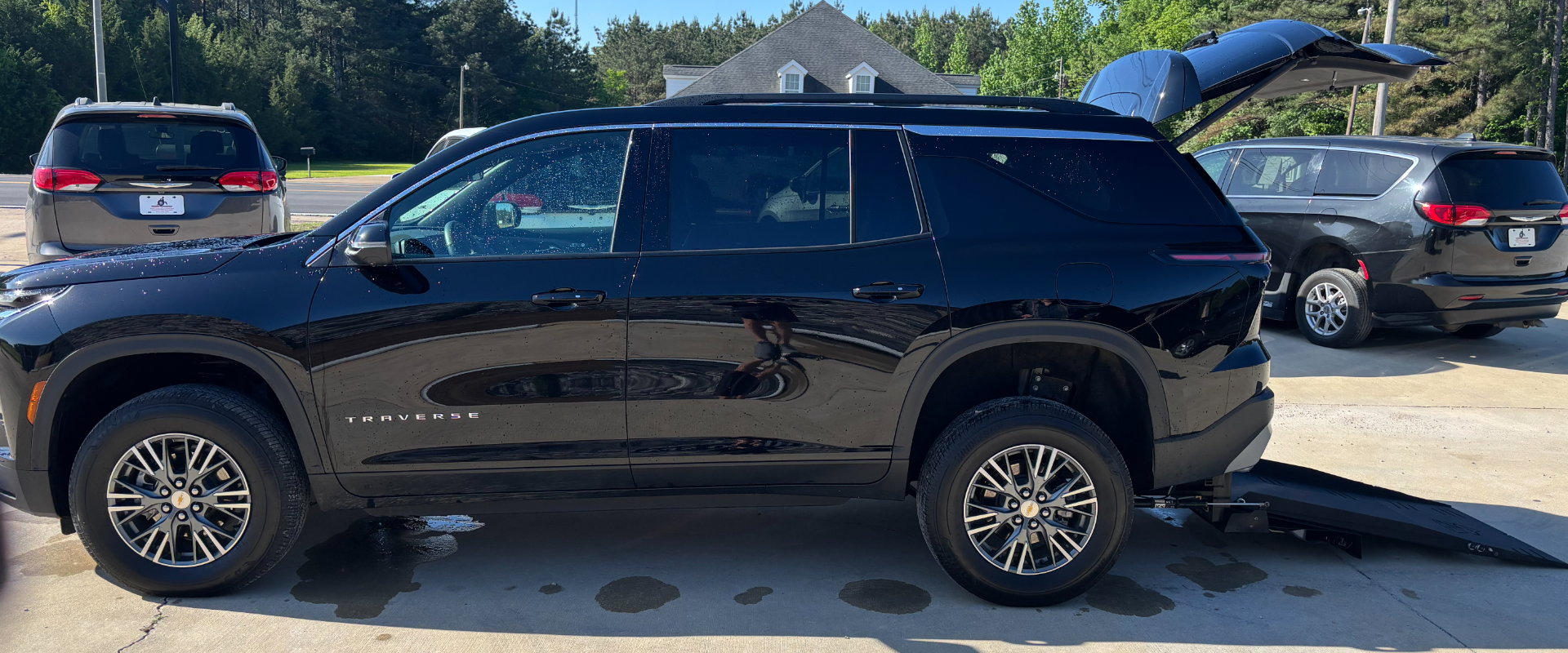 2024 Chevy Traverse LT