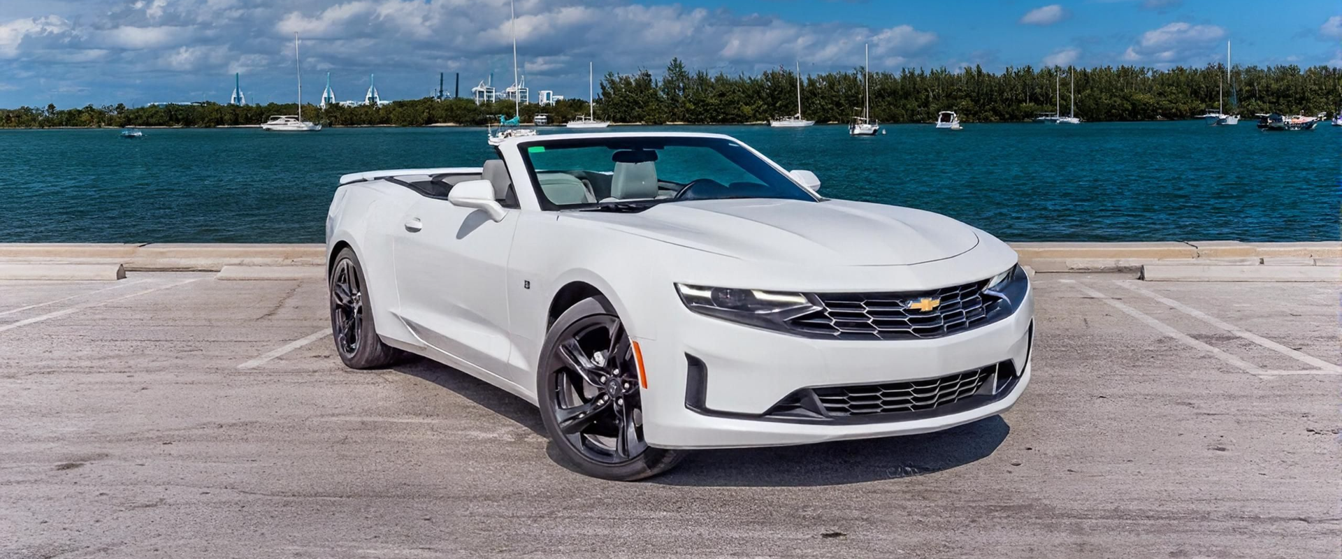 FIND OUT WHAT MAKES 696 CARS THE BEST DEALER IN SOUTH FLORIDA.